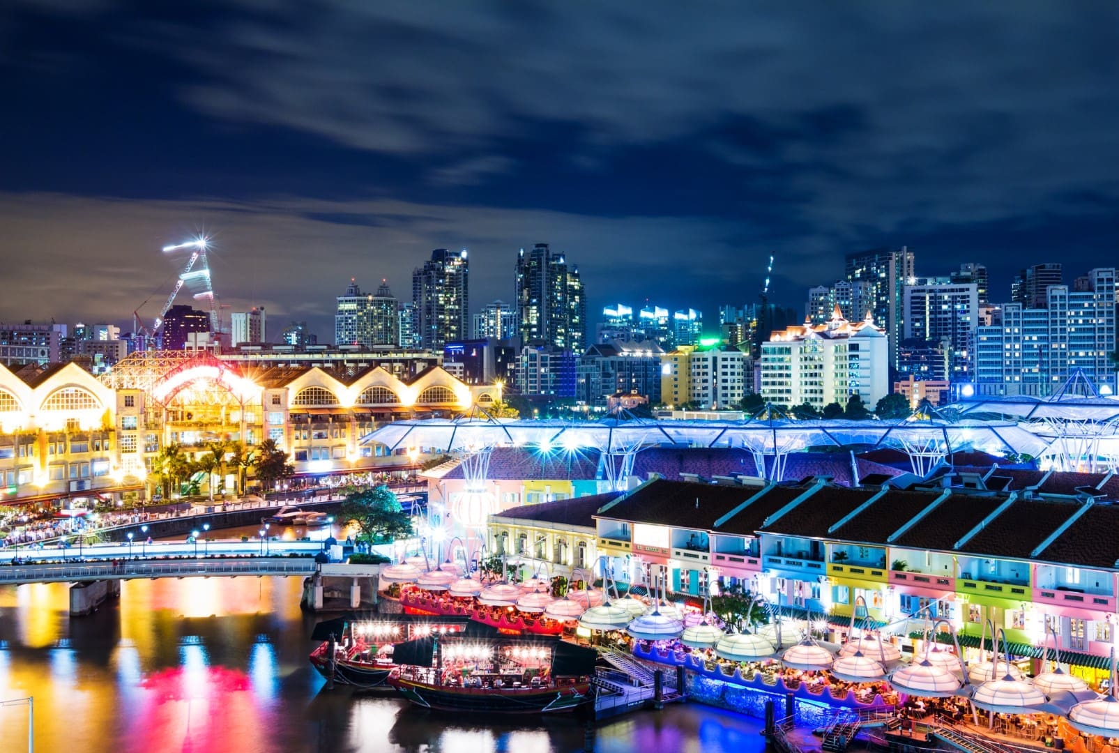 singapore-skyline-at-night
